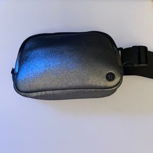 Lululemon Everywhere Belt Bag 1L